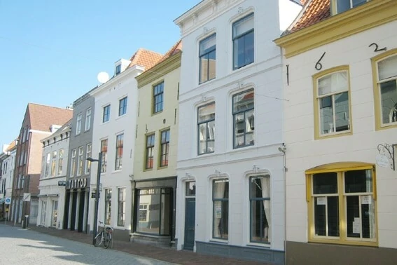 Vakantiehuis Elise_monument_Vlissingen_Zeeland_Nederland_Belvilla vakantiehuizen