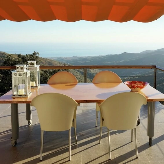 FR-47410-01_La Dame à l’Hermine_eetkamer_Dordogne_Belvilla vakantiehuizen