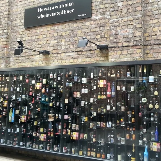 De zelfgemaakte tapas vullen de tafel van ons vakantiehuis tapas_Brugge_vakantiehuis In 't Reitje_Belvilla vakantiehuizen