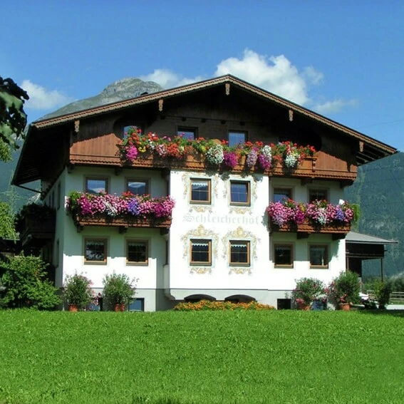 Typisch Oostenrijks_Almabtrieb_Belvilla vakantiehuizen