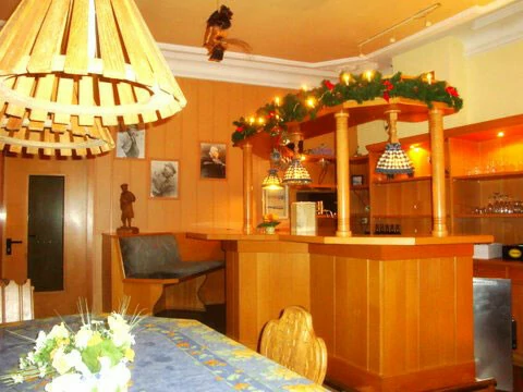 Bar-Zum-Weissen-Rössel_Moezel_Belvilla vakantiehuizen