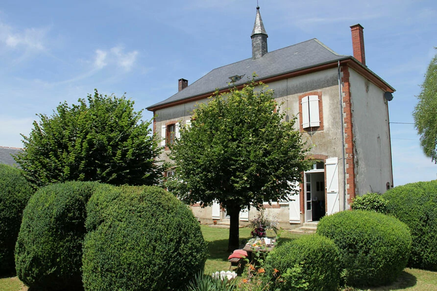 FR-19230-05 Ancienne Ecole bioscoop Belvilla vakantiehuizen