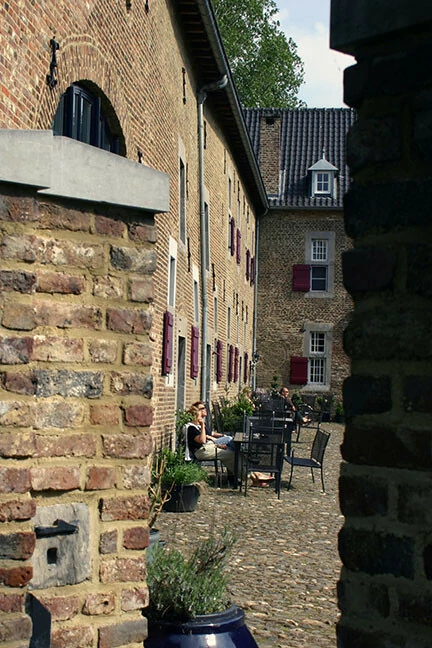 Lekker op het terras buiten voor het vakantiehuis