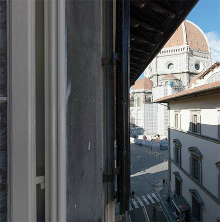uitzicht stadsappartement Florence Dom Duomo stedentrip Belvilla vakantiehuizen