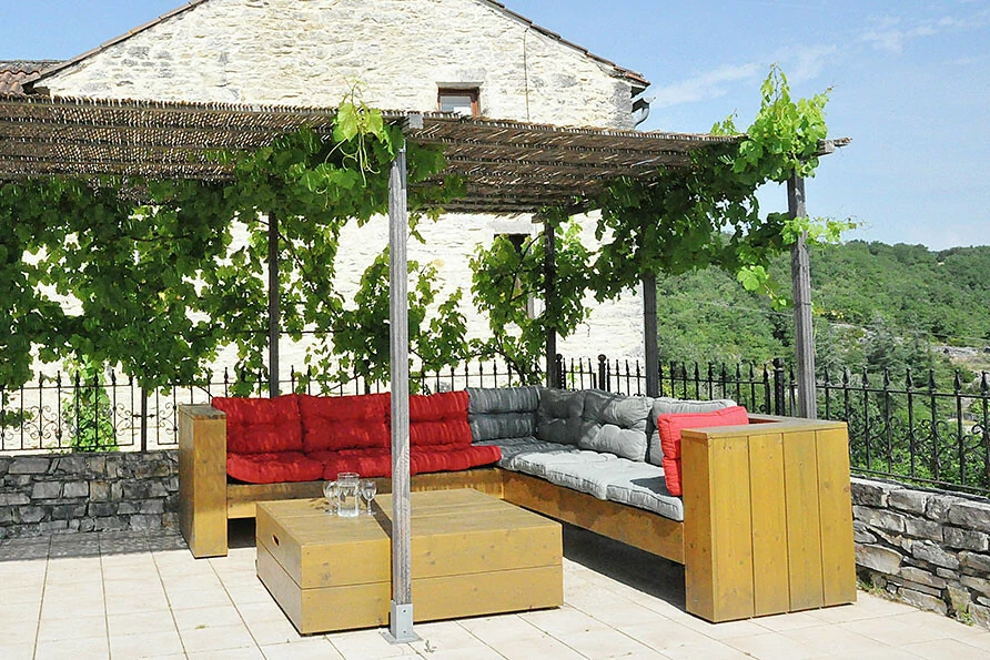 Petra Tamboer hek smeedwerk Zuid-Frankrijk Belvilla vakantiehuizen