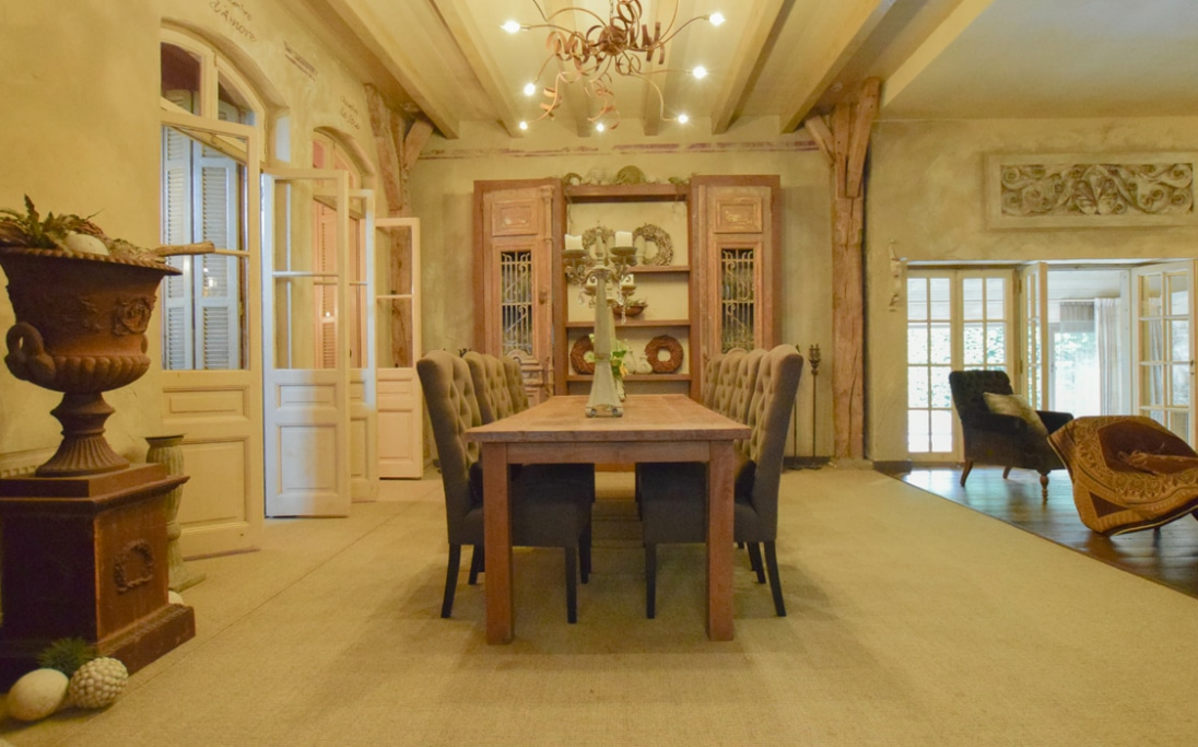 De mooiste dinertafels in een vakantiehuis voor de kerstdagen