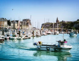 Franse steden aan zee om te bezoeken met een klein budget