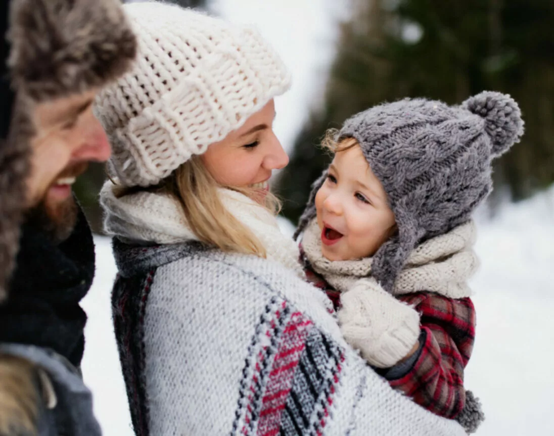 Ouders spelen met kind