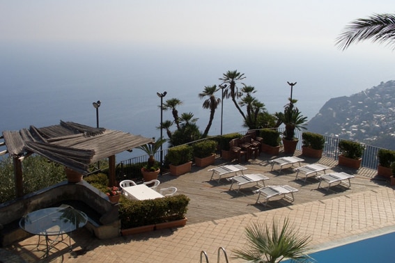 Italië Amalfitaanse kust IT-84010-48_Calamaro_zwembad met zeezicht_2_Belvilla vakantiehuizen zwembad