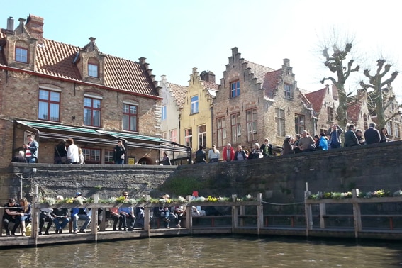 Brugge vanaf het water_rondvaart_Belvilla vakantiehuizen