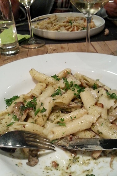Heerlijke pasta's bij restaurant Forestière_Academiestraat_Brugge_Belvilla vakantiehuizen