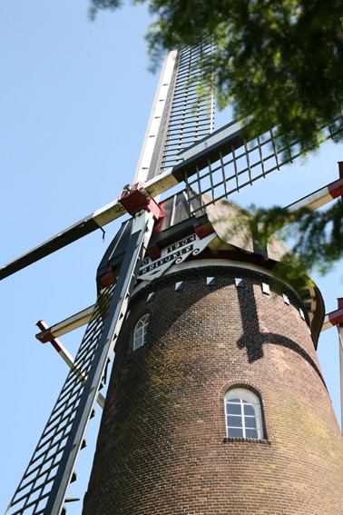 Bijzonder: een molen als vakantiehuis NL-6617-01_De Verrekijker_molen_close-up_Nederland_Gelderland_Belvilla vakantiehuizen