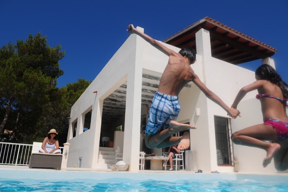 ES-07829-06_Casa Loma_zwembad_Ibiza_Spanje_Belvilla vakantiehuizen