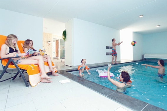 NL-5944-39_Resort Arcen_zwembad_Limburg_Nederland_Belvilla vakantiehuizen