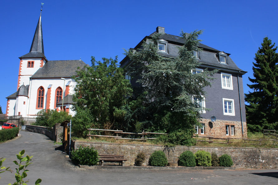 DE-54595-08 Pfarrhaus pastorie Eifel Duitsland Belvilla vakantiehuizen