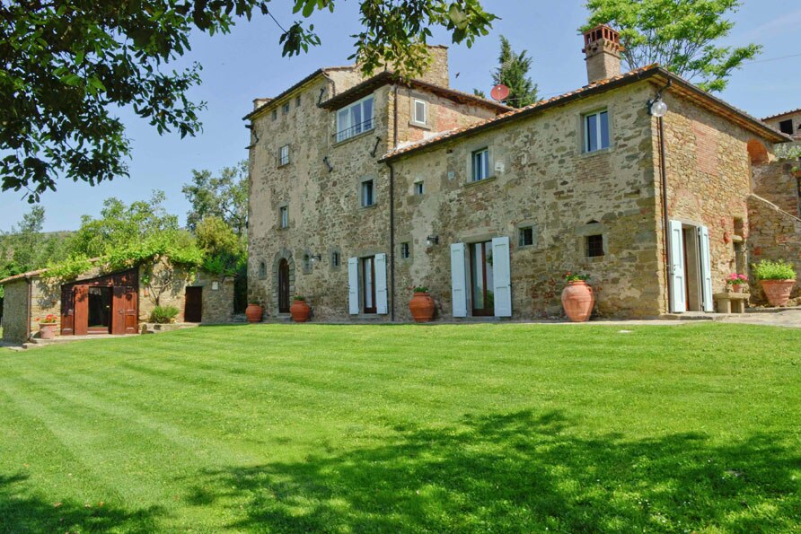 IT-52044-37 Elfi Cortona klooster Belvilla vakantiehuizen