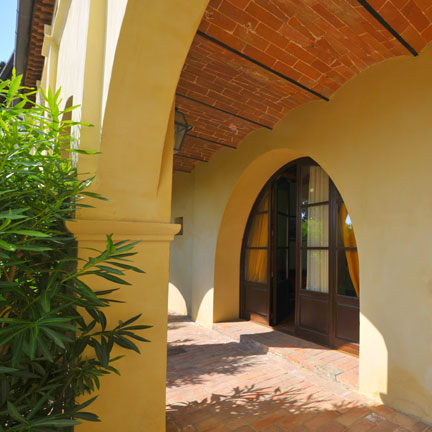 IT-56036-17 Alica tongewelf klooster Toscane Belvilla vakantiehuizen