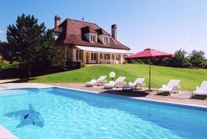 landhuis zwembad last minute win Scheveningen Belvilla vakantiehuizen