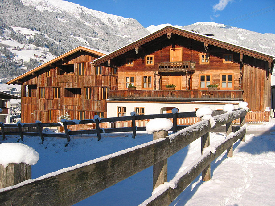 Brizerhaus boerderij Tirol Oostenrijk wintersport Belvilla vakantiehuizen