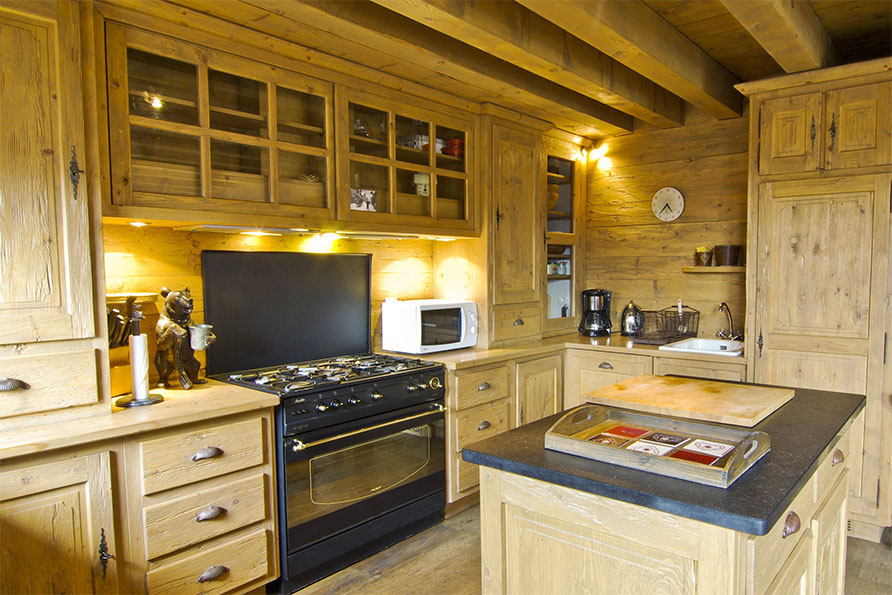 chalet keuken Chamonix Frankrijk wintersport Belvilla vakantiehuizen