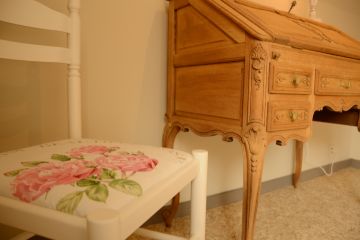 Huis vol rozen in vakantiehuis Belle Rose te Damme